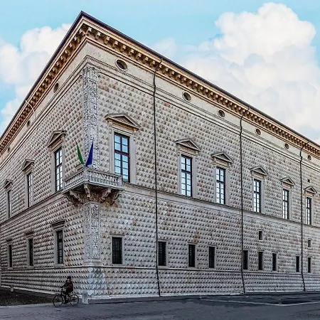 Vicino Parcheggio Privato Appartement Ferrare