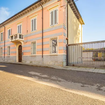 Vicino Parcheggio Privato * Ferrare