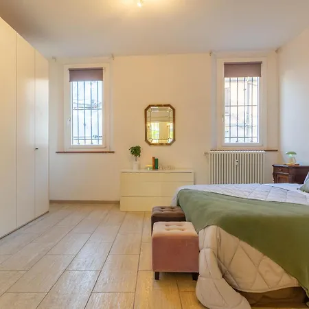 Vicino Parcheggio Privato *